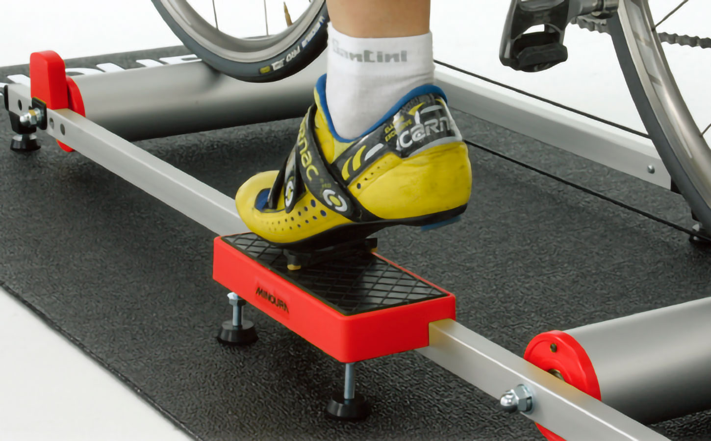 スキージャンプ用練習ローラー台 スキージャンプ用練習ローラー台