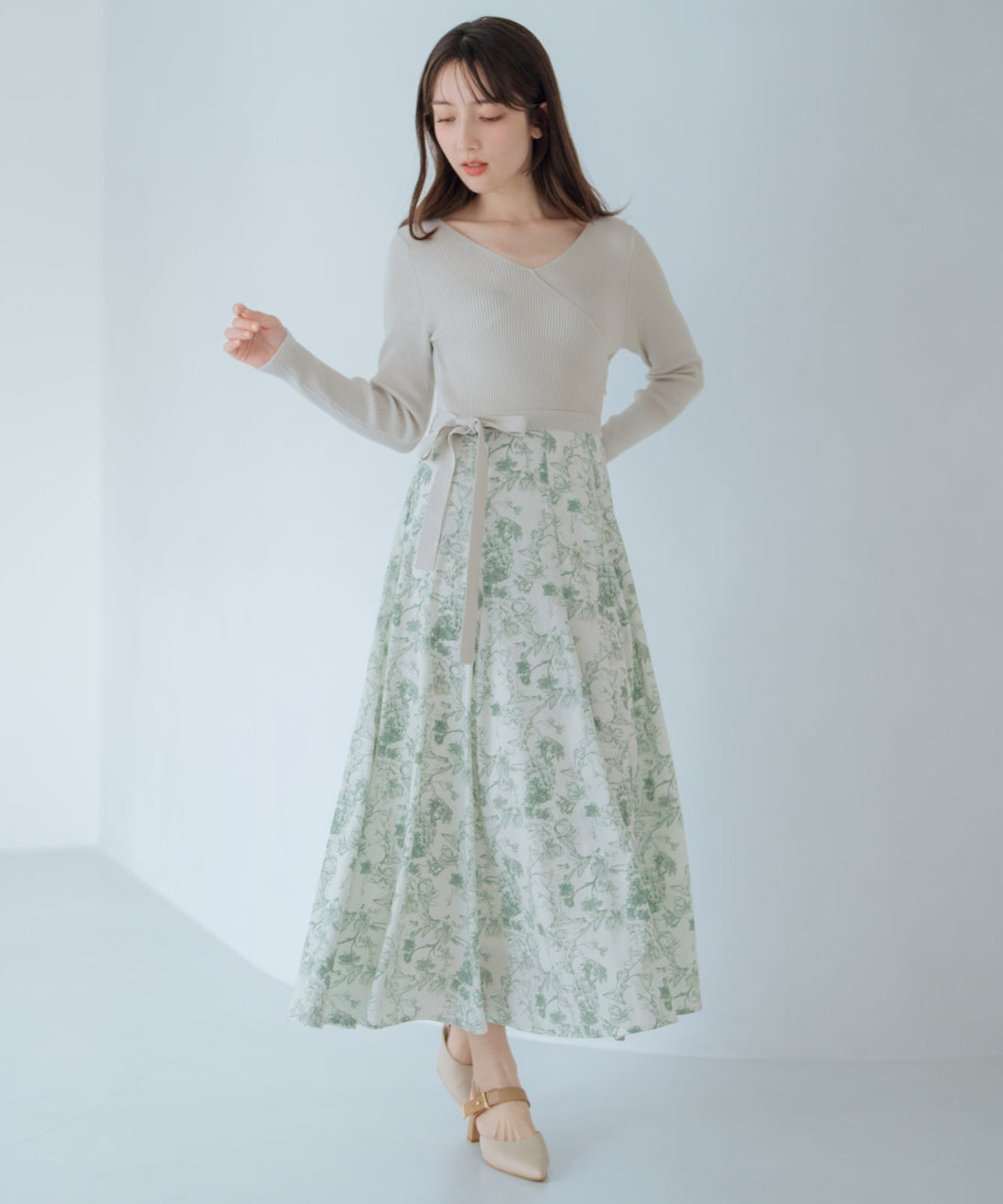 カシュクールフラワー柄ドッキングワンピース/MM517405 – MISCH MASCH