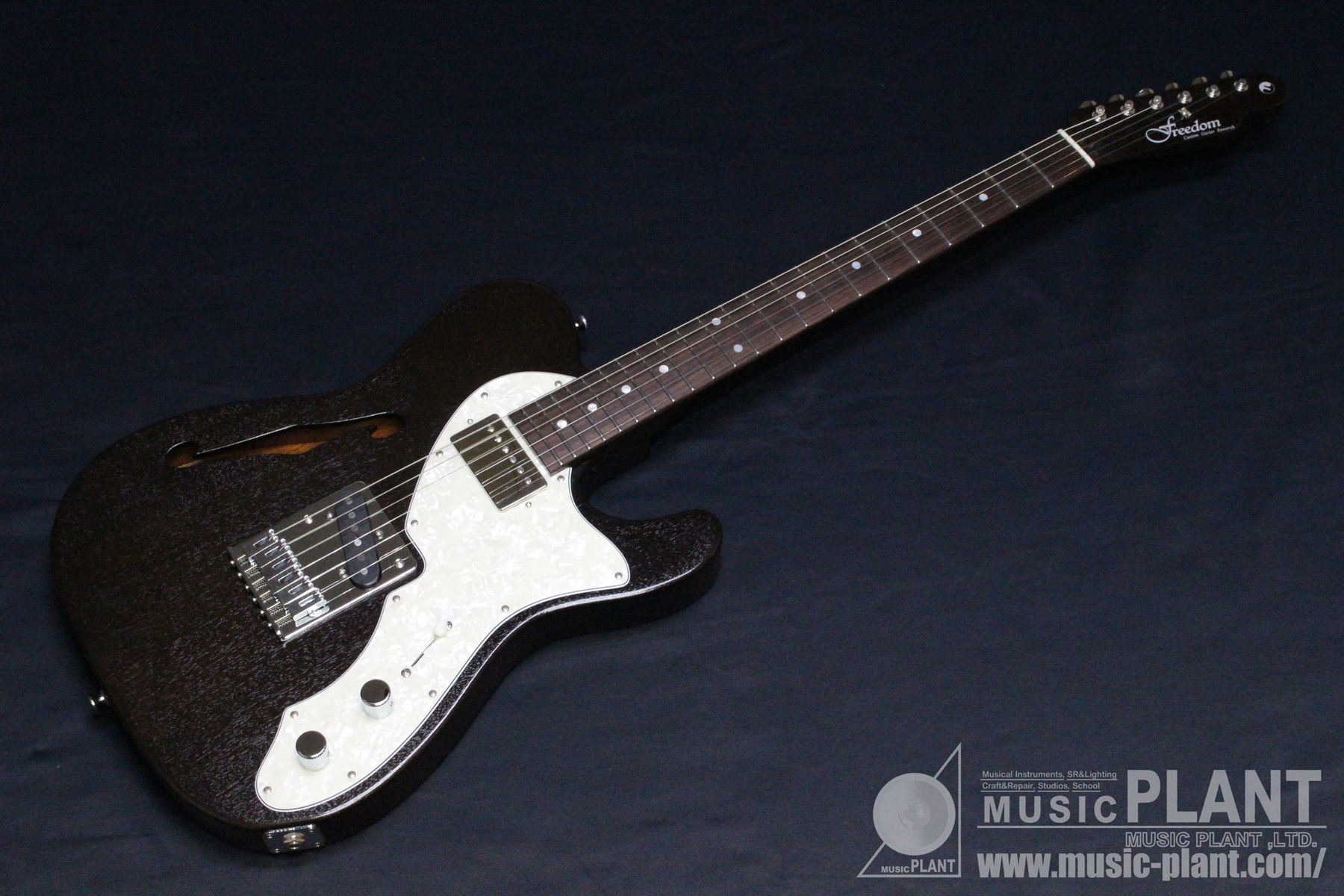 FREEDOM CUSTOM GUITAR RESEARCH Pepperシリーズ エレキギターBlack