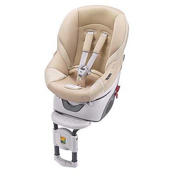 エールべべ クルットR ウィ2クレアベージュ チャイルドシート