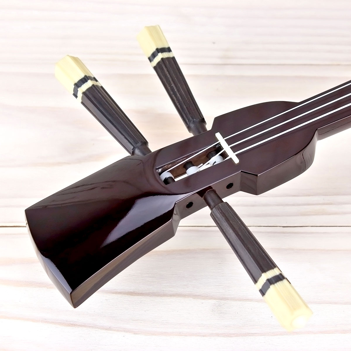 沖縄 三線 久場春殿型 棹のみ たぶん黒檀 逸品三線】久場春殿型【縞