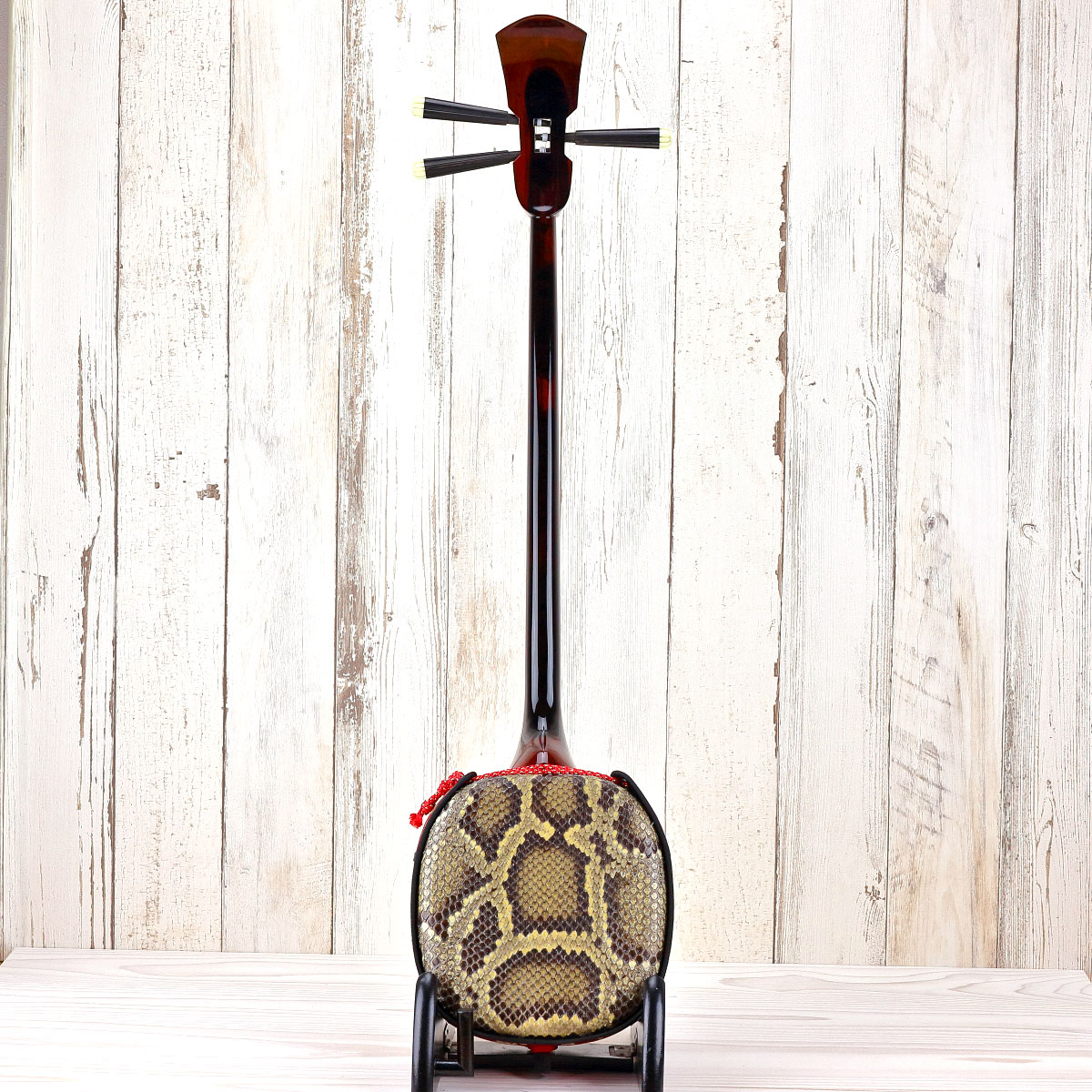 沖縄三線 八重山黒木(真壁型) 八重山黒木 真壁型三線 高級蛇皮 16点