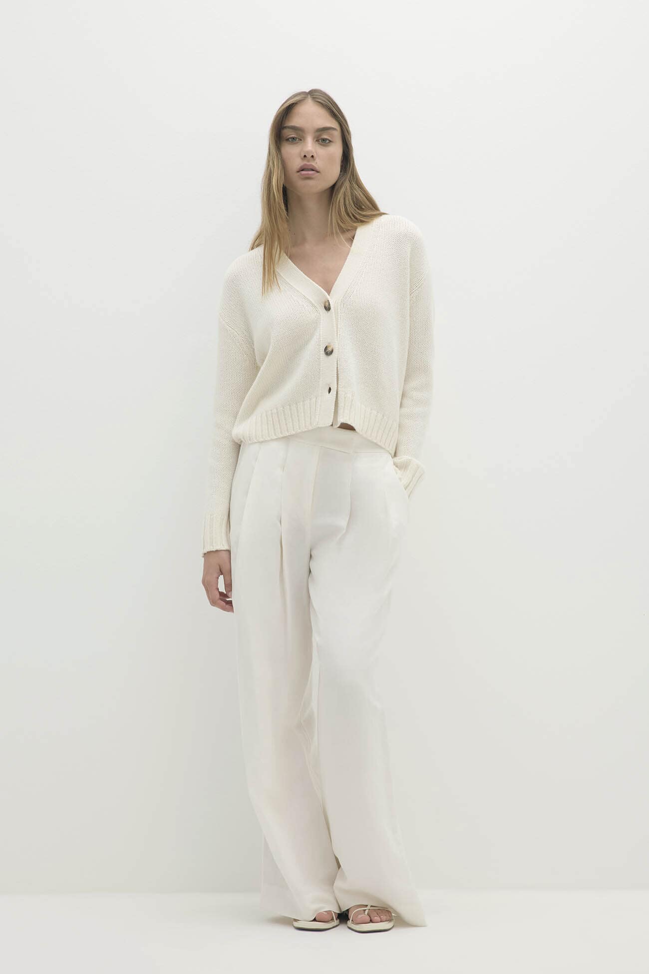 Women's Genevieve Cropped Organic Cashmere Blend Cardigan