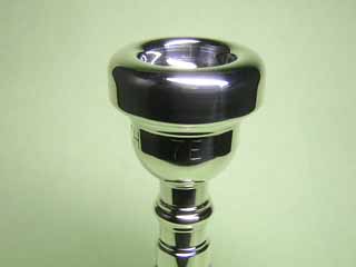 バック 中古トランペットマウスピース 7E