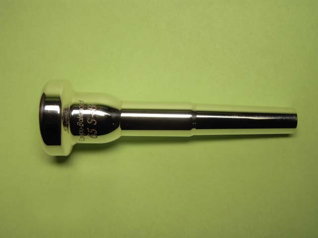 や*め様 GRトランペットマウスピース 人気の64M 送料無料！ や*め