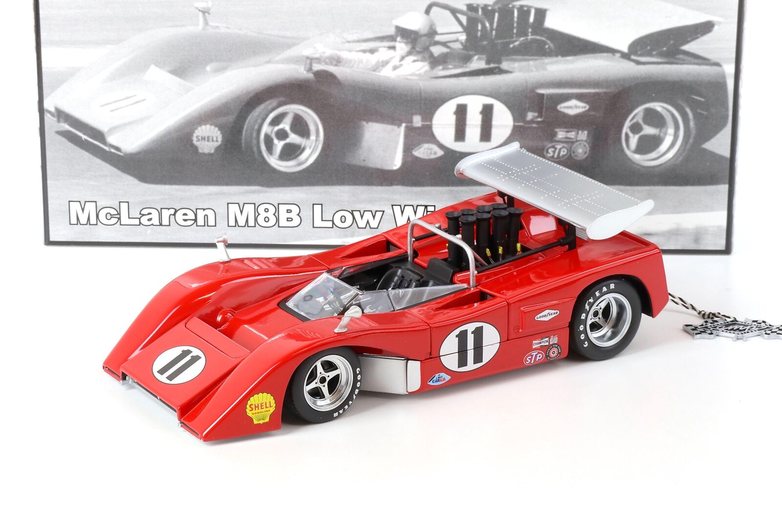 McLaren M8B Low Wing Canam Lothar Motschenbacher Red #11 by GMP