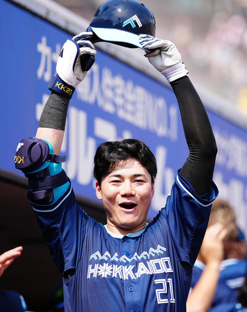 日本ハム】「万波のおかげ」清宮幸太郎、8年目で初の“パ制覇”勝ち越し