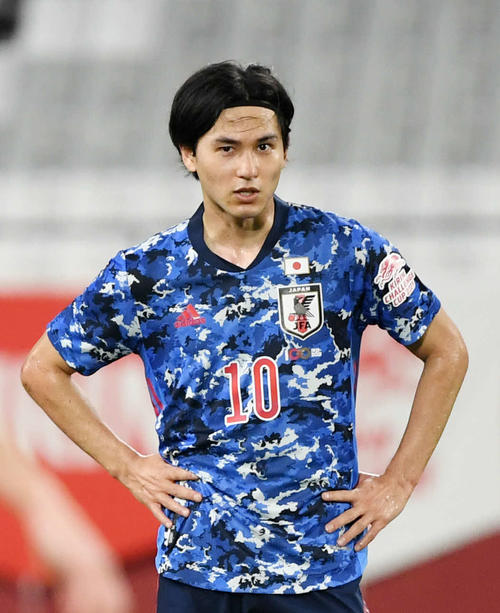 2017-2018年ザルツブルク(H)南野拓実 サイン入ユニフォーム 2017-2018