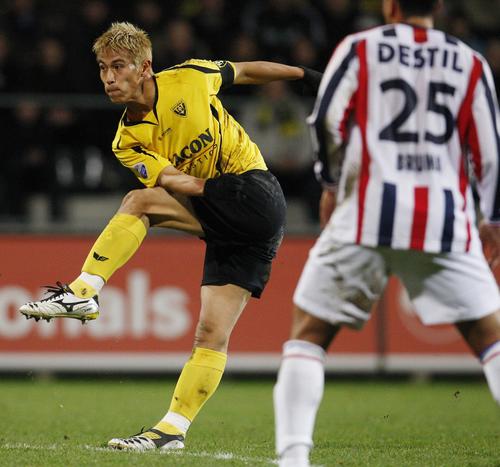 所属未定の本田圭佑が古巣VVVフェンロ練習参加へ - オランダリーグ