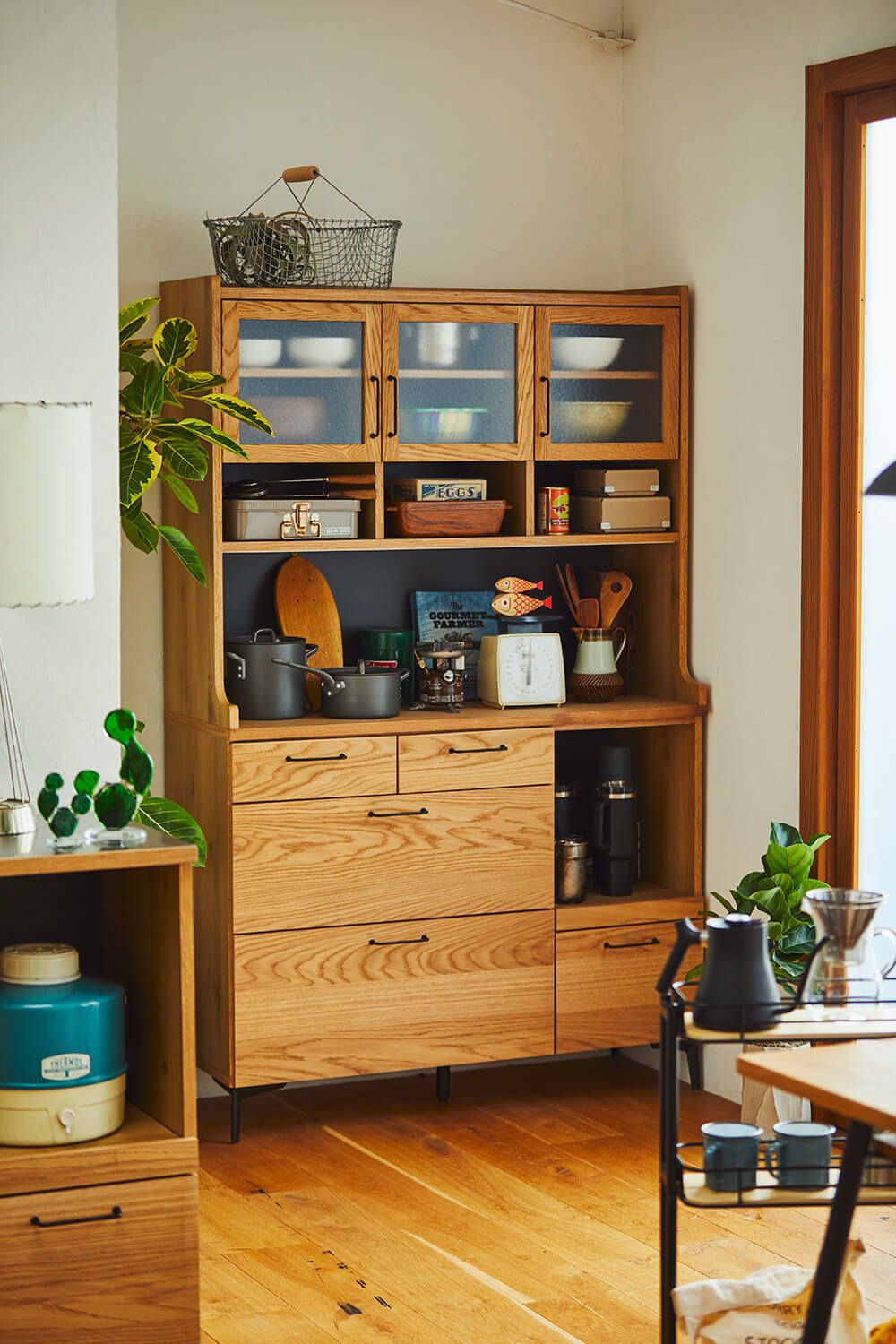 広々としたリビング空間をおしゃれにする、インテリアのコツ