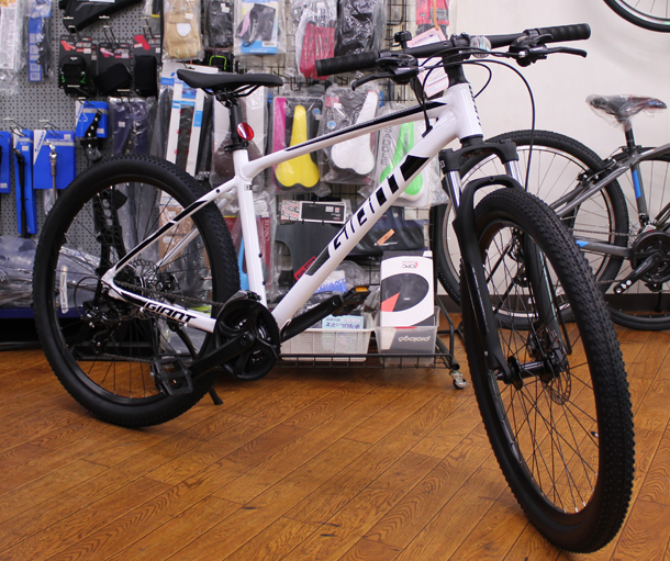 GIANTの2022年モデルATXが入荷いたしました。