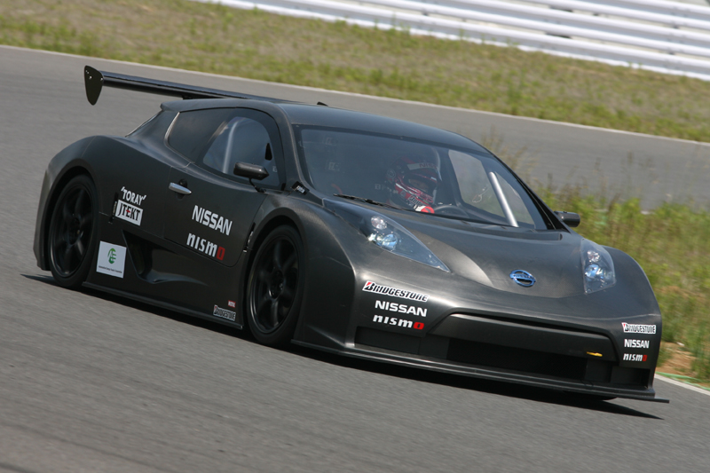 NISMO | 本格的EVレーシングカー登場～近未来のEVレーシングカーNISSAN