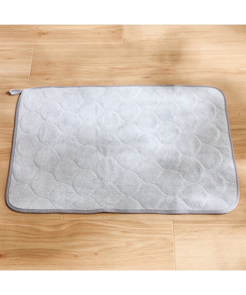 お買い得】両面使えるマイクロファイバーバスマット（キルトデザイン