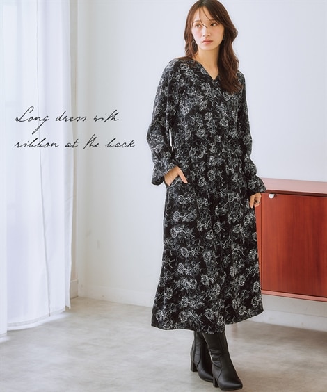 後リボンウエストゴムシャーリングロング丈ワンピース＜大きいサイズ有