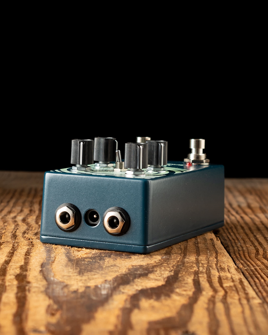 EarthQuaker Devices Silos Multi-Generational Time Reflection Device