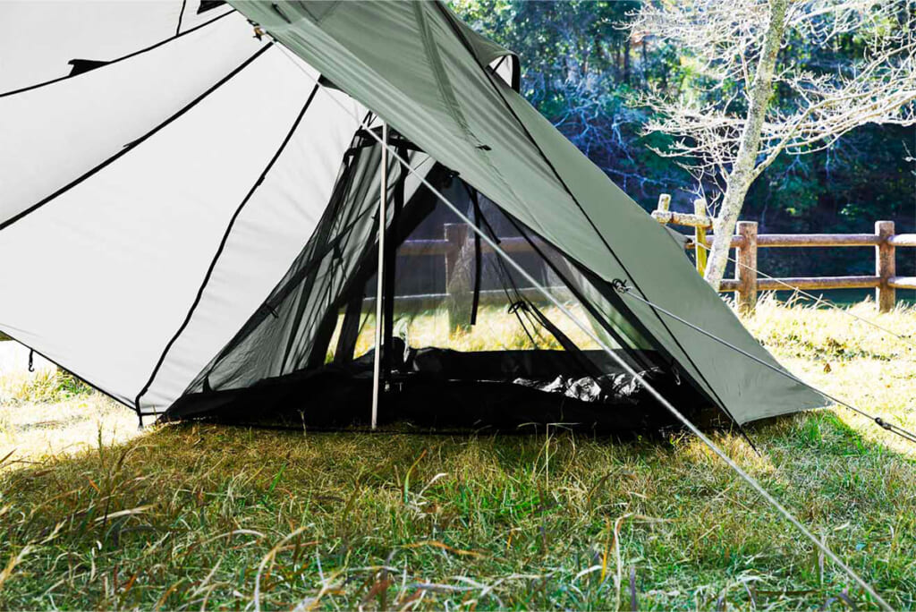 蚊帳のような「ワークマン」のインナーテントが買い！ 虫嫌いでも快適