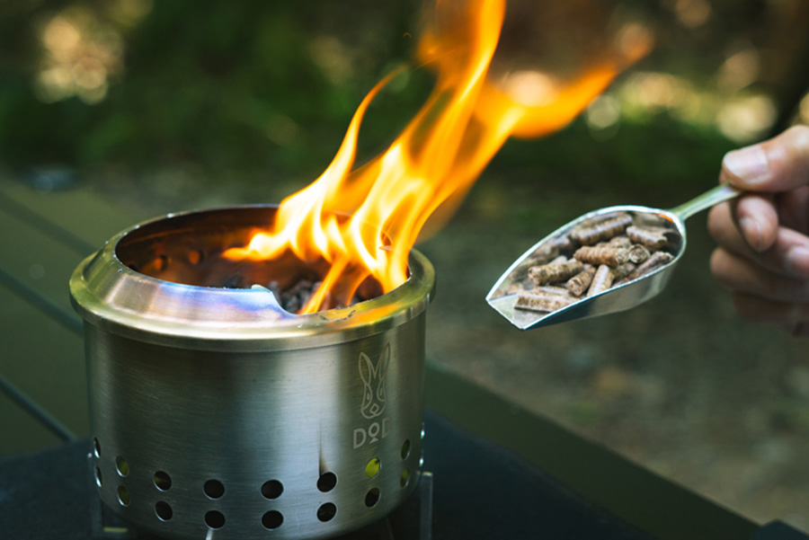 徒歩＆バイクキャンパー必見！ 「シェラカップ」と「スタッキング