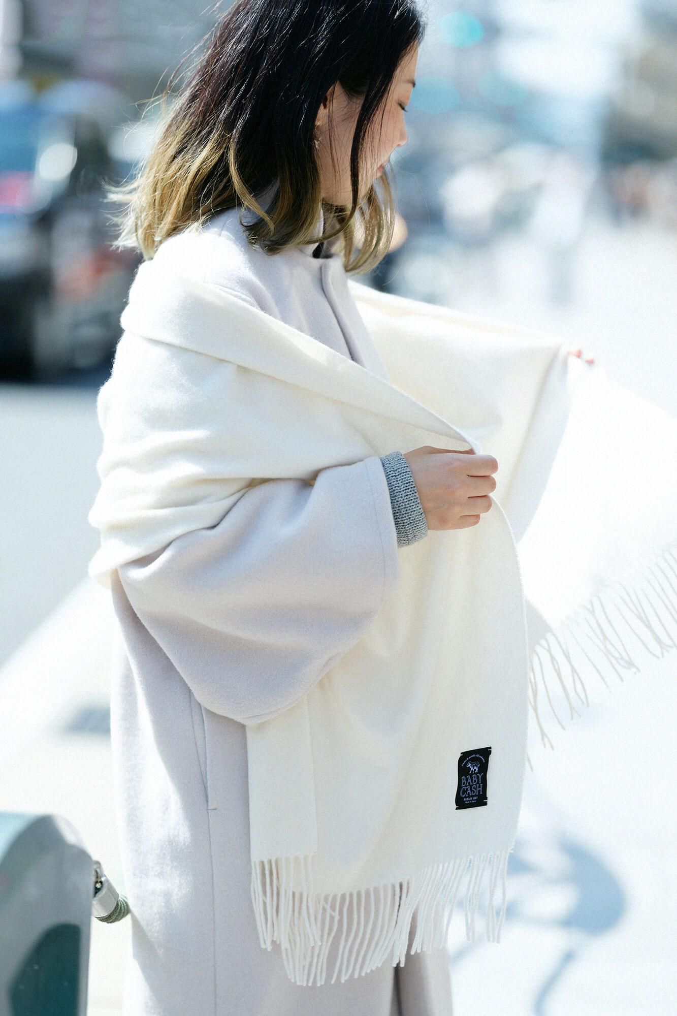 ベビーキャッシュ(R) ロングマフラー／生成（きなり）