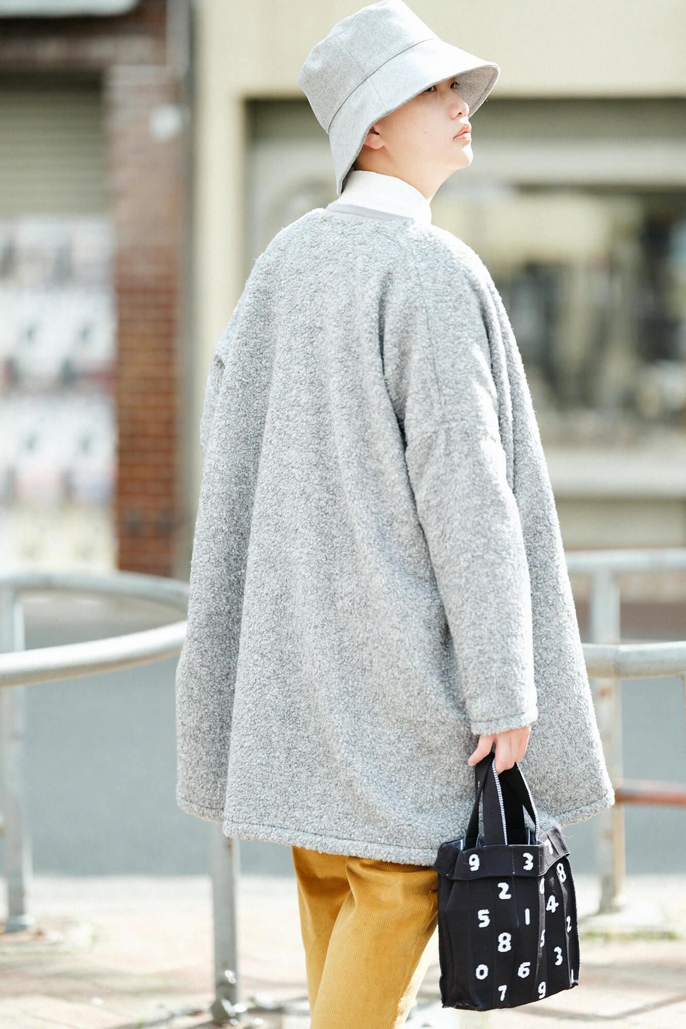 イタリアンウールボア Vネック ライトチュニックコート／銀鼠（ぎんねず）