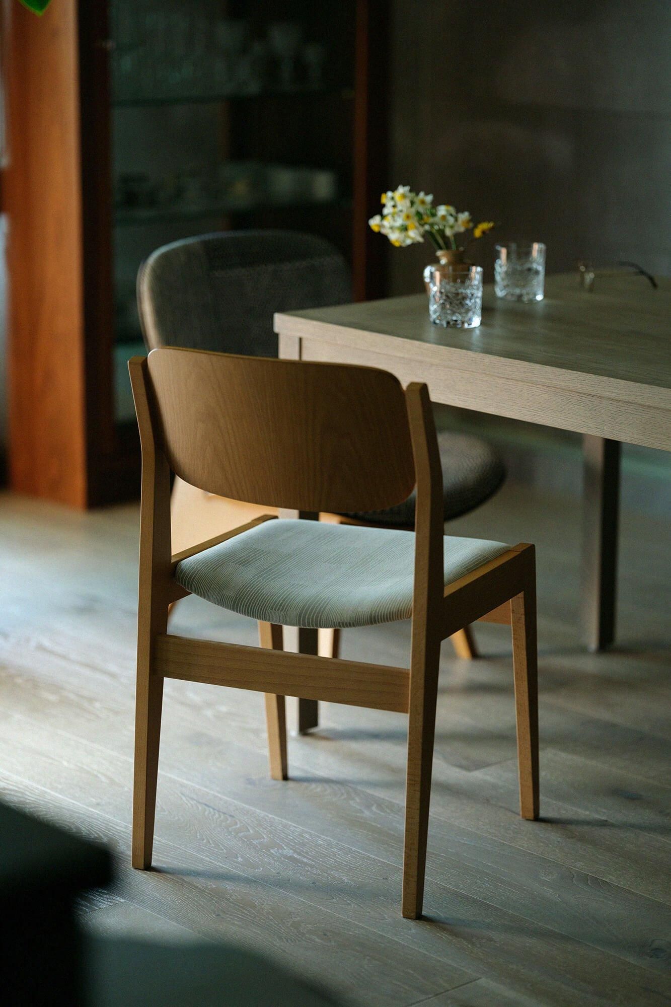 1ヶ月半後発送】SOU・SOU×天童木工 小イス／間がさね