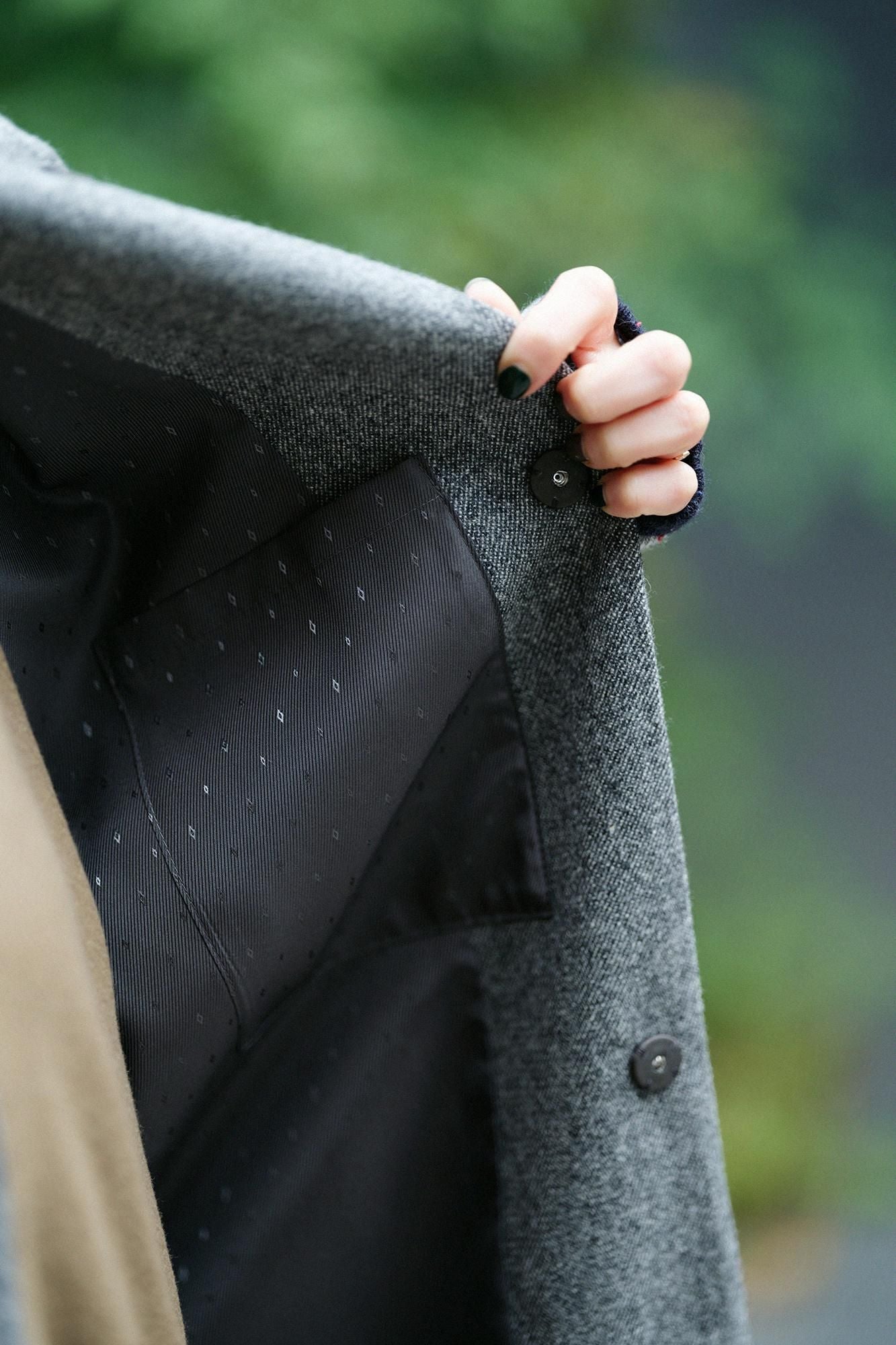 梳毛綾織（そもうあやおり） 角袖外套（かくそでがいとう） 袷（あわせ