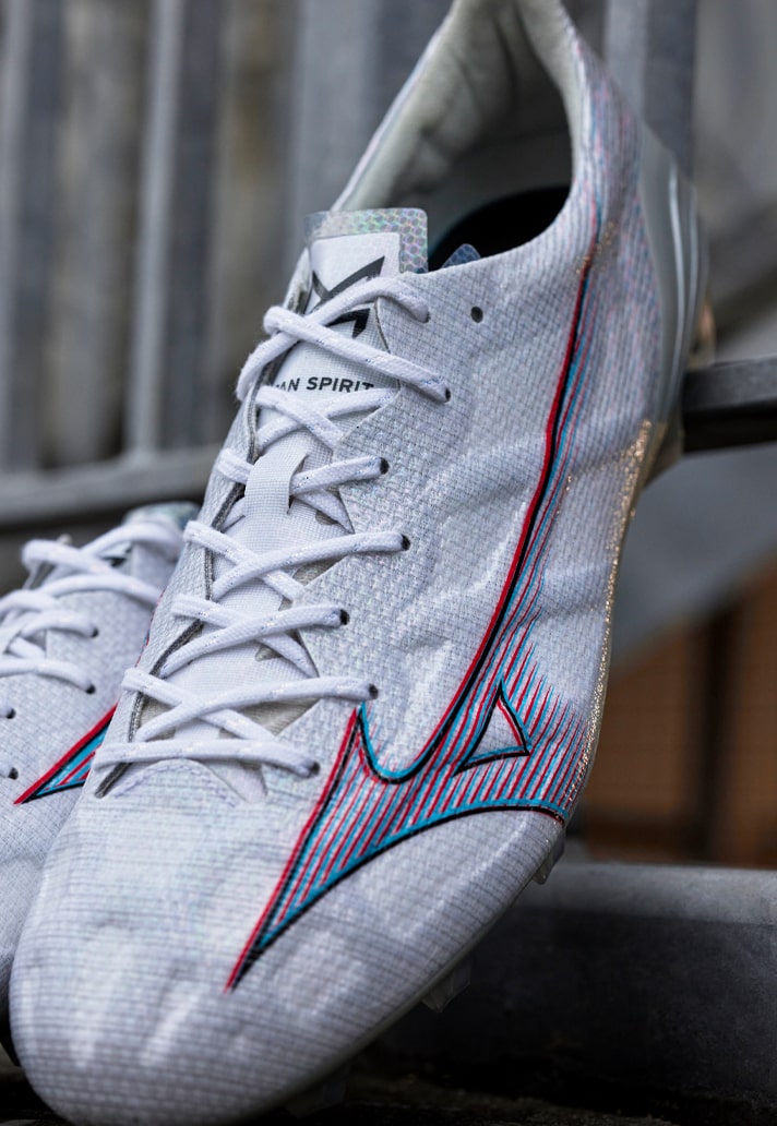 Mizuno Unleashes A New Generation Of Speed With The 'Alpha