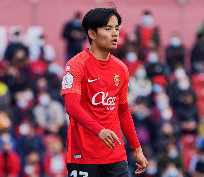 ダメだ、吉本新喜劇化してきた」久保建英がまさかの目隠し…マジョルカ