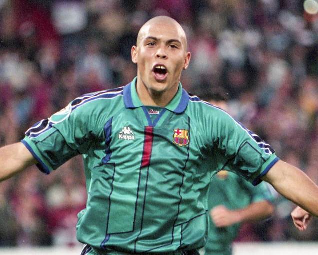 ☆レア☆「超常現象・怪物」と呼ばれたブラジルのロナウド9です