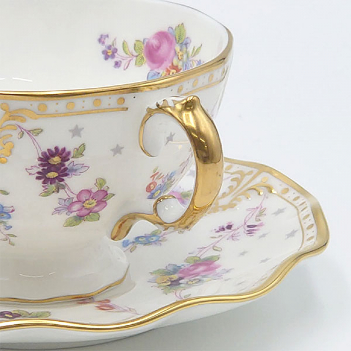 ロイヤルクラウンダービー ロイヤルアントワネット ティーカップ
