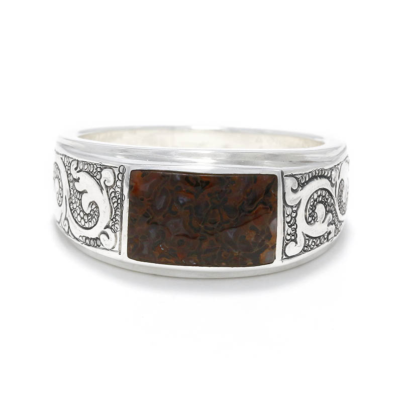 Suman Dhakhwa（スーマンダックワ） Carved Signet Ring w/Petrified