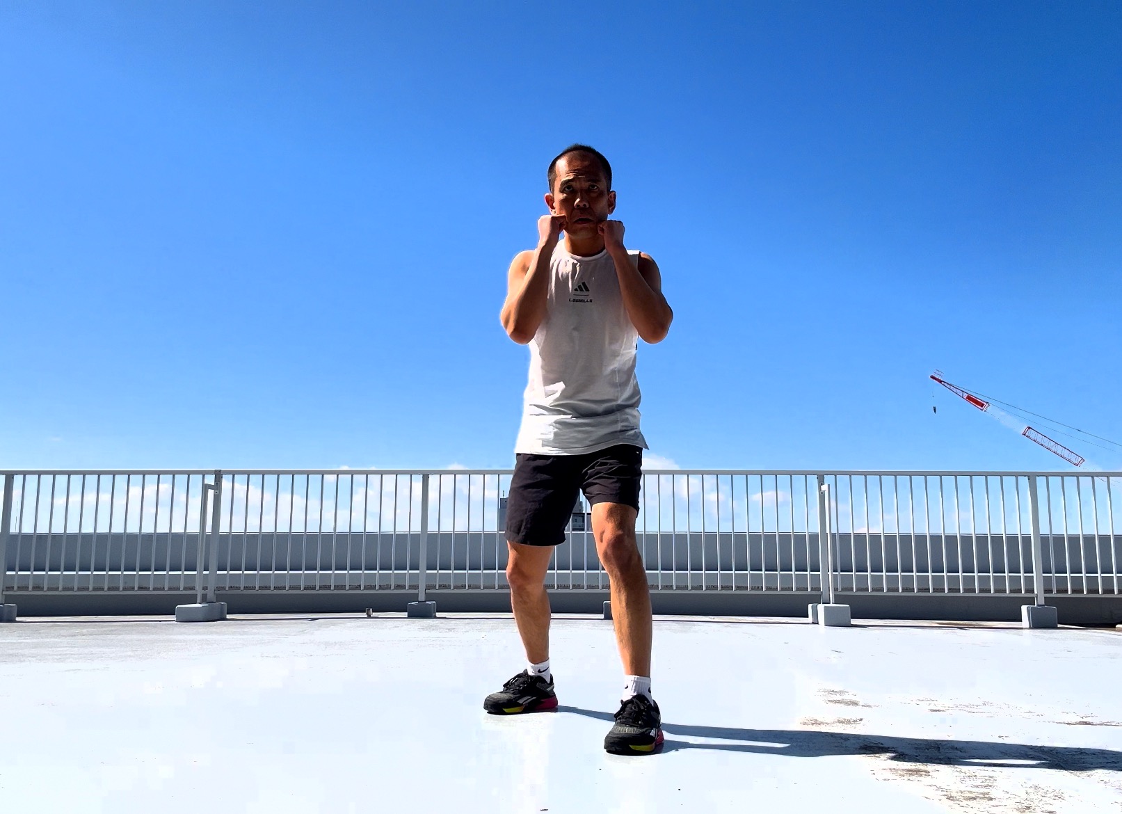 ボディコンバット98-1a ウォーミングアップ上半身テクニックポイント