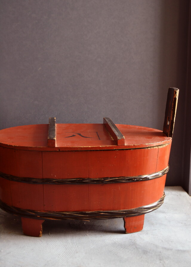 朱塗漆樽 漆桶 変形樽 朱塗樽 楕円樽 民具 古道具 鉢カバー ほげ ほか