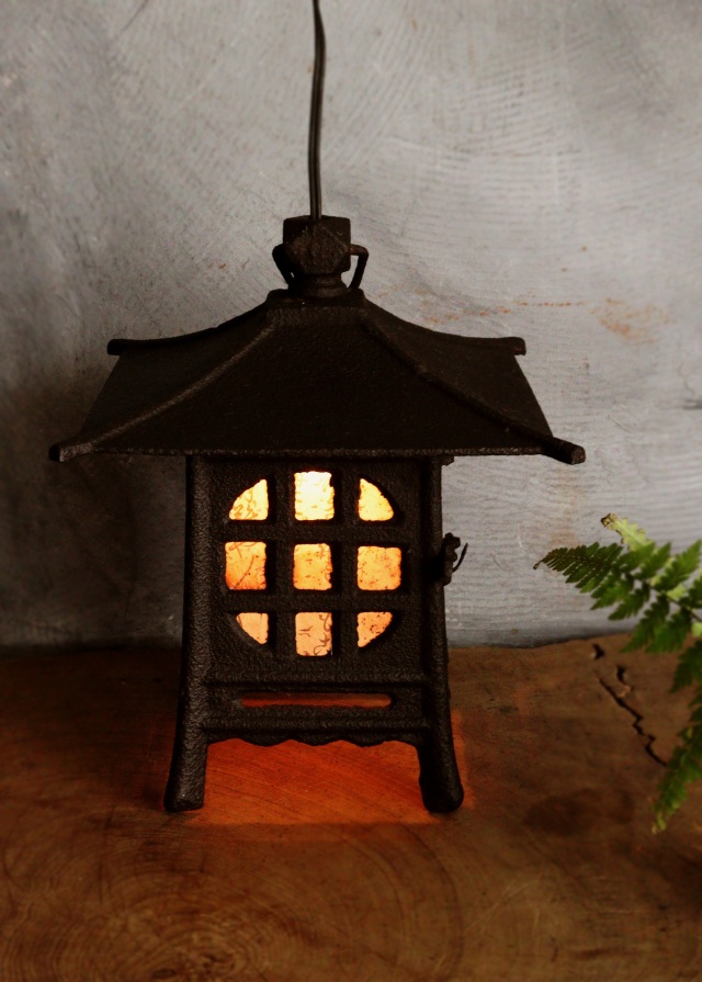 鉄灯篭 灯籠 燈篭 灯もの 和風照明 照明 古道具 民具