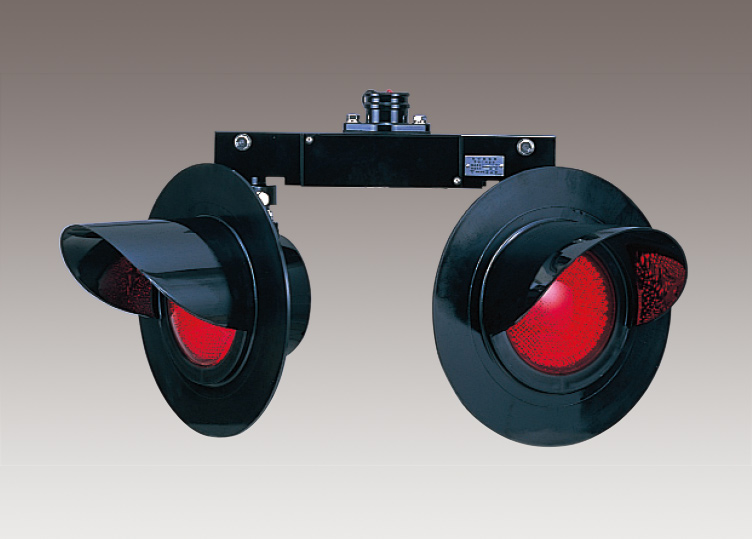 4.3 踏切警報灯｜製品情報｜株式会社三工社