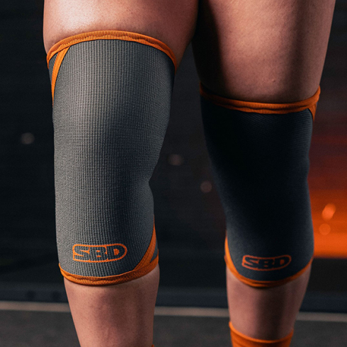 Forge パワーリフティングニースリーブ | SBD Apparel Japan