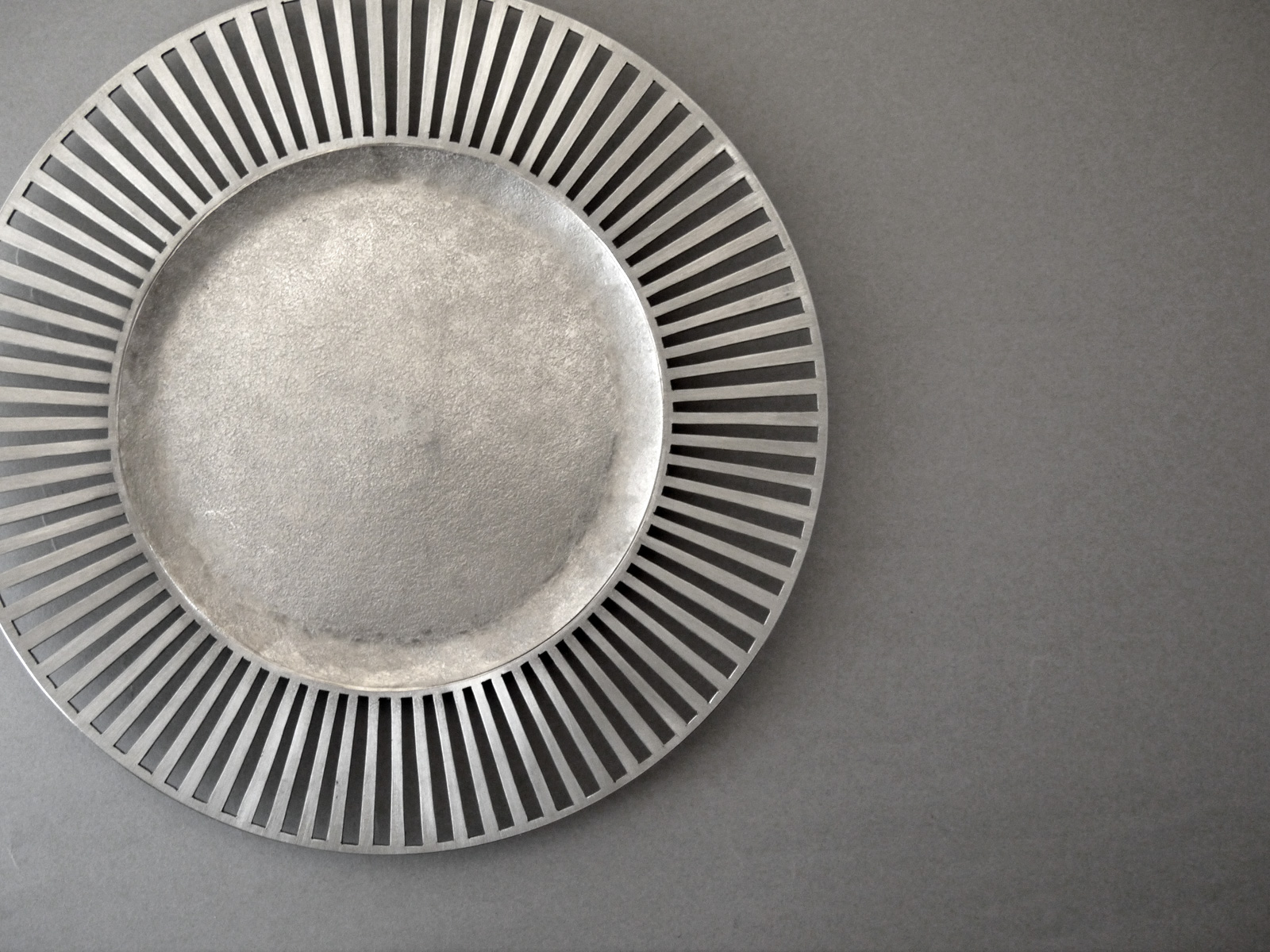 錫デザート皿 可染の月 かぜんのつき / Dessert plate “kazen no tsuki