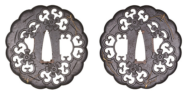 鍔 無銘 神吉 霞桜透図鍔（TU-010220)｜刀・日本刀の販売なら日本刀