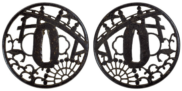 鍔 無銘 大五郎 淀水車透鍔(TU-021115)｜刀・日本刀の販売なら日本刀