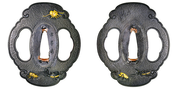 鍔 銘 津尋甫 秋虫図鍔(TU-090219)｜刀・日本刀の販売なら日本刀専門店