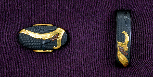 縁頭 銘 水野克正(花押) 万年青縁頭(FU-011015)｜刀・日本刀の販売なら