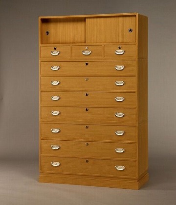 国産日本桐×伝統の技＝本物の桐たんす 桐箱、桐衣装箱、桐たんすなど