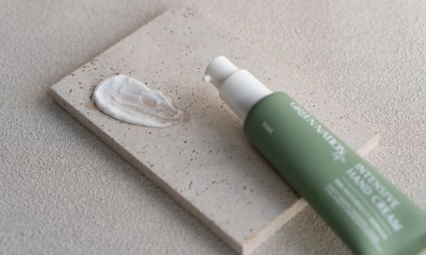 インテンシブ ハンドクリーム 50ml / スイートオレンジ&レモングラス