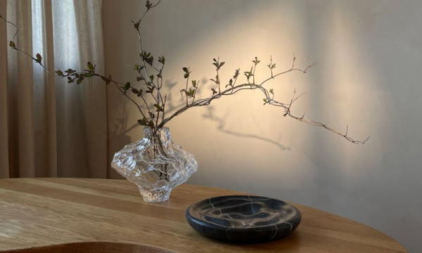 フラワーベース Canyon Vase Large / クリアHein Studio（ハイン