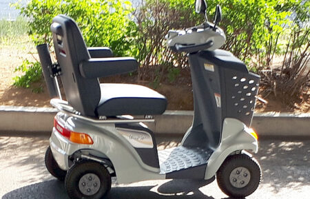 ☆セニアカー スズキET4D7 老後や介護に☆免許返納した方にも☆