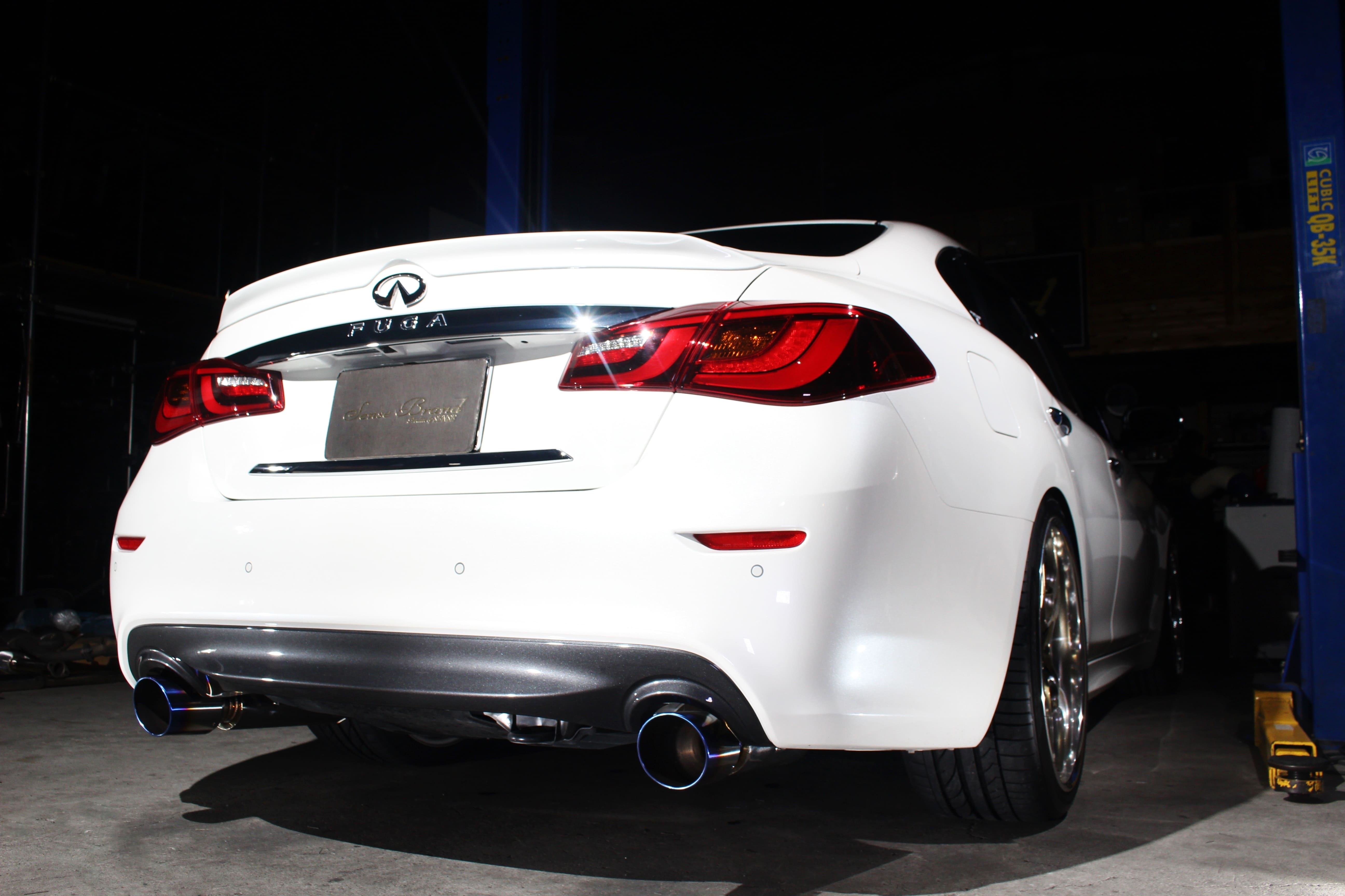 Y51フーガリアピースストレートマフラー カスタムカー ドレスアップ