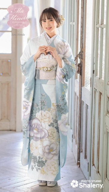 Ma Minette×本田紗来の振袖-水色|ハタチ記念の新作振袖ご