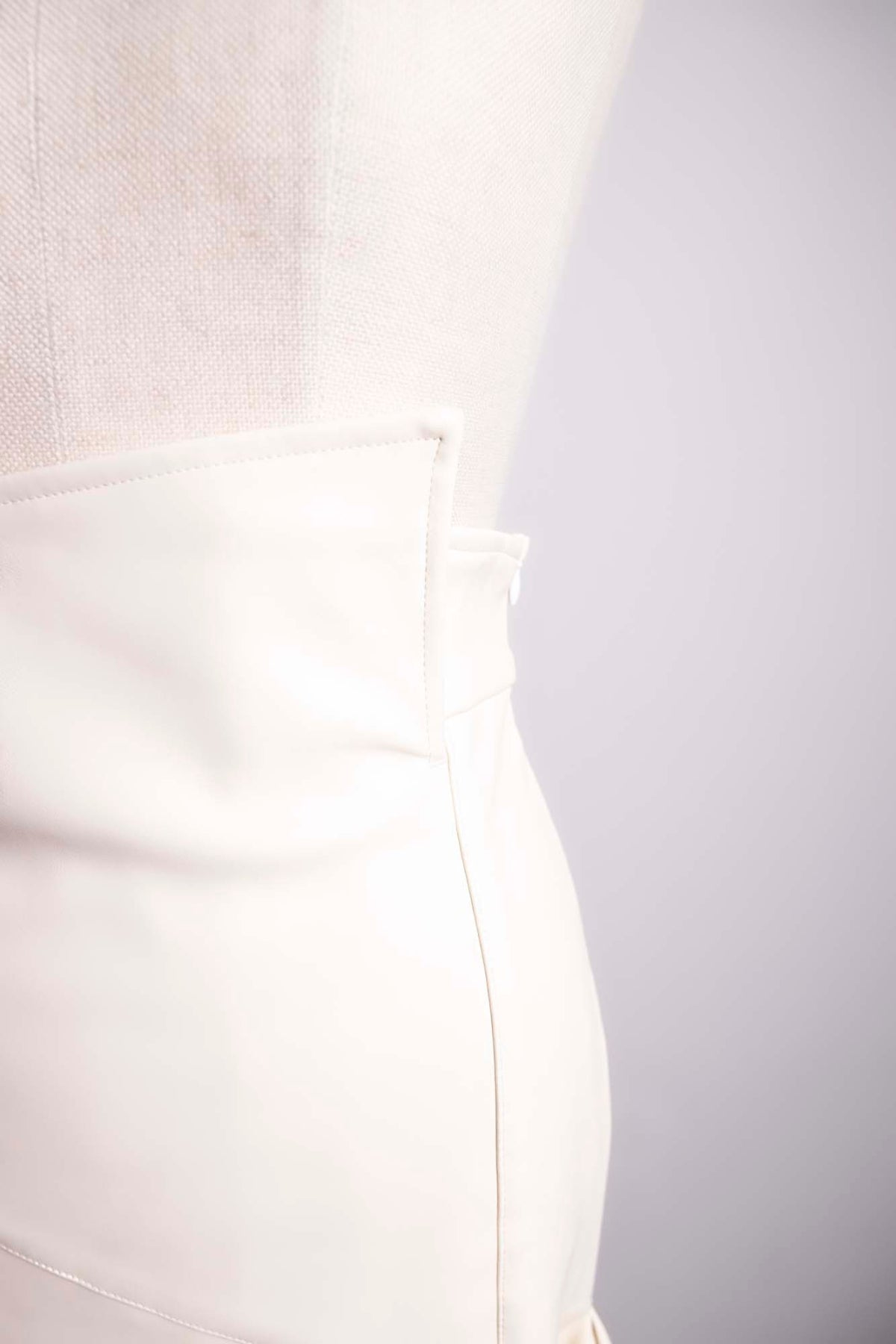 ウエストデザインヘムレザースカート – shéller / シェリエ