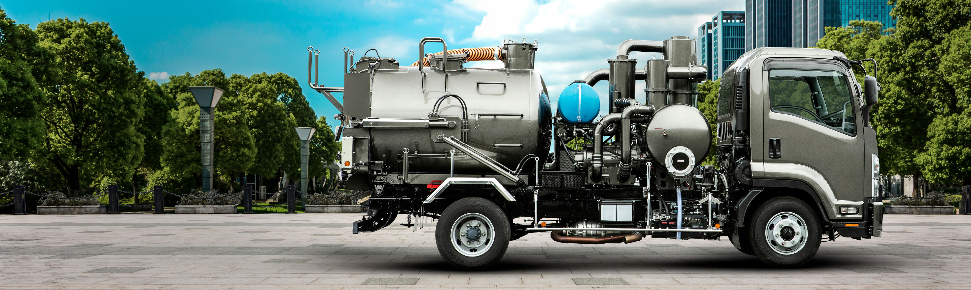 強力吸引車クリーンキューム | 新明和工業株式会社 特装車事業部