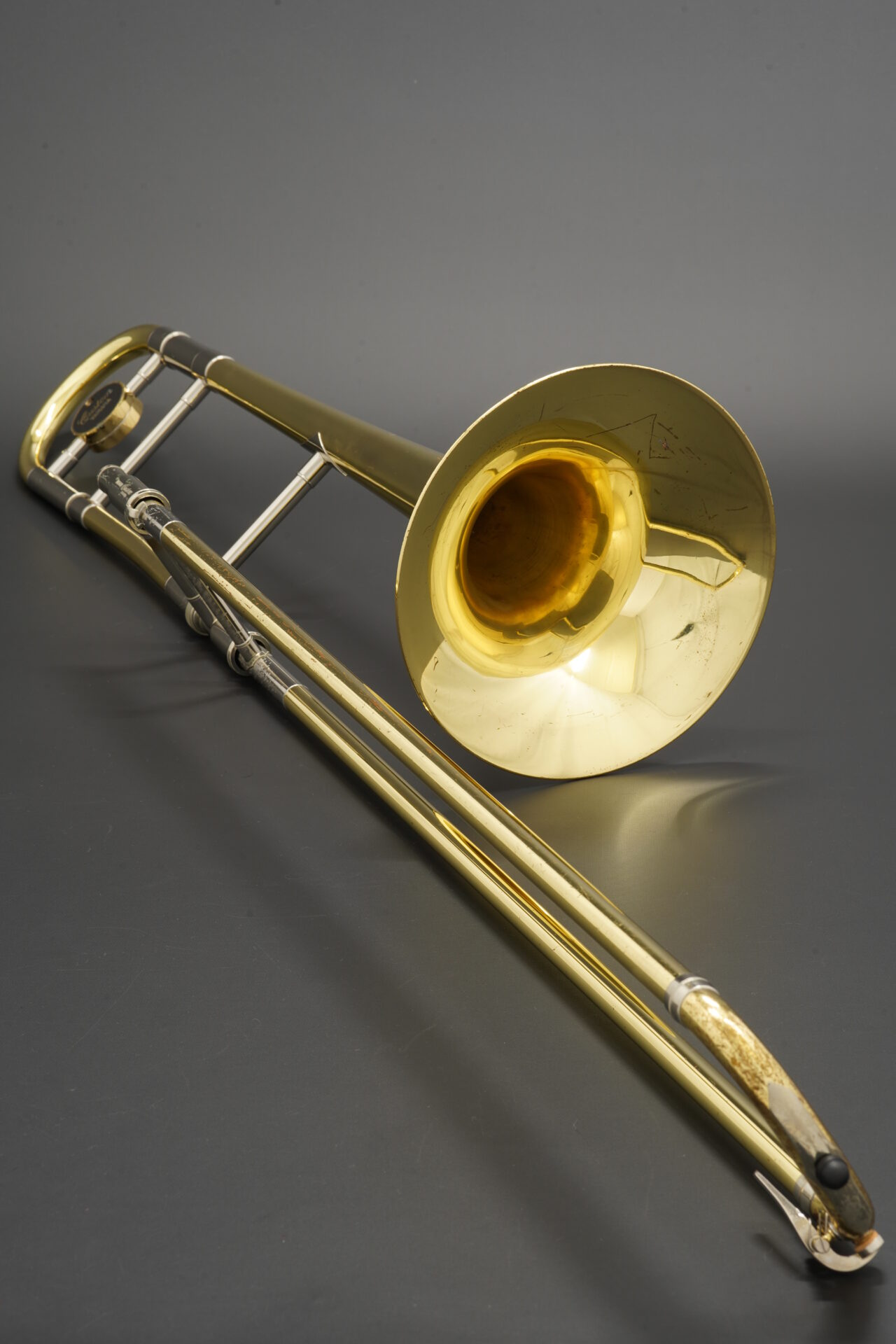 中古管楽器の再生・販売】は伸和ピアノ株式会社