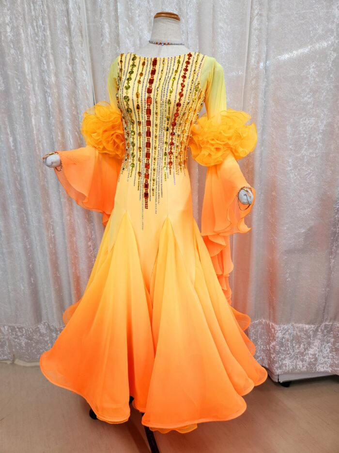 試着・レンタル・購入】社交ダンスドレス サフラン Mサイズ